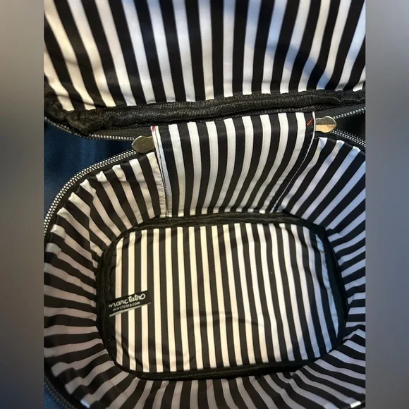 NWT - Marc Tetro Westies Dogs Cosmetic Bag AND Travel Train Case  - NWT - Picture 5 of 8